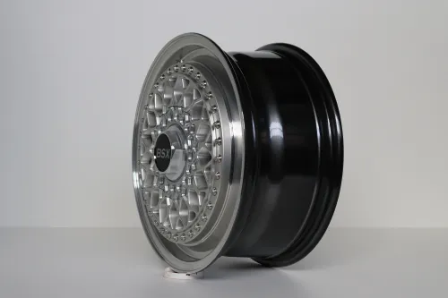 BSX Klassik Lip 7x16Zoll ET25 LK 4x100 mit Tüv Silber