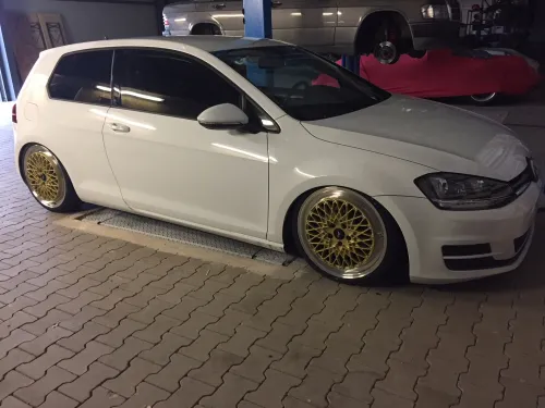 Klassik 50 Lip Satz 8x19 ET35 LK 5x100 oder ET40 5x112